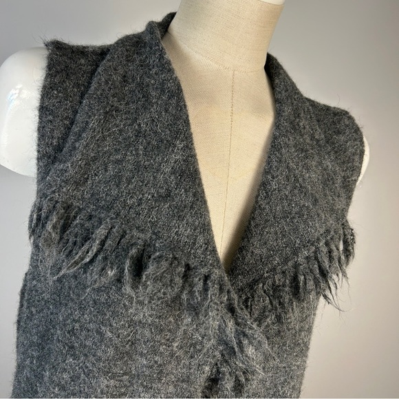 Gray Fringe Women's Sweater Vest - Picture 3 of 9